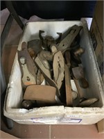 BOX OF ASSORTED VINTAGE TOOLS INCLUDES