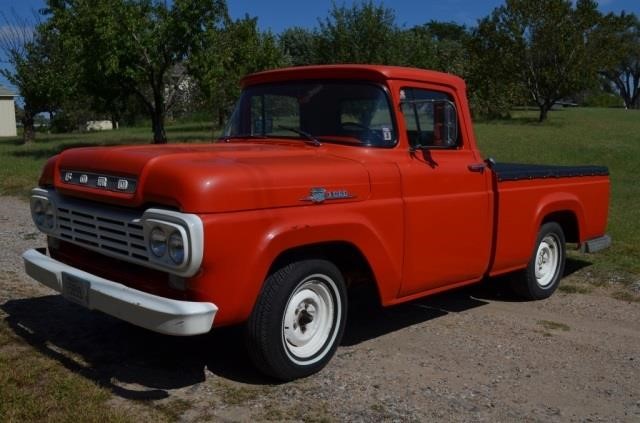 CLASSIC PICKUP TRUCK AUCTION