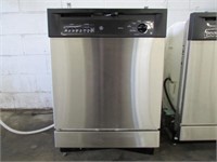 GE DISHWASHER - STAINLESS STEEL FRONT 2' X 32 5/8"
