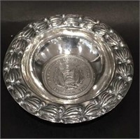 Silver bowl with Republica Del Salvador coin