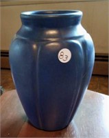 Zanesville blue pottery vase #795. 9"  tall