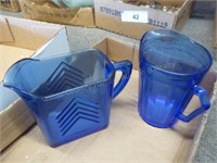 2 pcs blue glassware