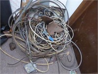 2 metal items & wire for scrap