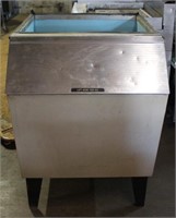 Ice Storage Bin