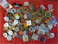 21 - MISC LOT OF VINTAGE TOKENS