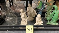 89 - MIXED LOT: 2 VASES; 6 FIGUERINES
