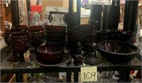 109 -MIXED LOT OF RED GLASS PIECES