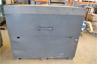 LARGE ROCK RIVER TOOL BOX WITH CONTENTS