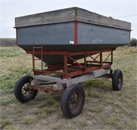 150 Bushel Gravity Wagon
