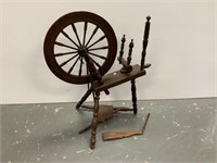 Antique wooden Spinning Wheel