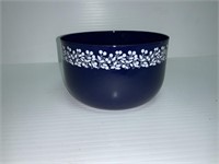 Scanli metal enameled mixing bowl