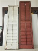 2 wooden shutters