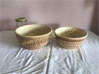 Watt Pottery nesting Bowls