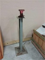4" Scout vise on stand