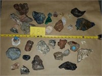 28b - LOT OF ASSORTED GEODES