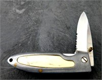 Silver w/Plastic Grip Pocket Knife  (17-08962)