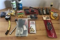 LOT OF MISCELLANEOUS ITEMS (SOME NEW IN THE BOX)