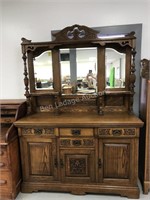 Absolutely beautiful ornate Buffet