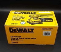 *NEW* Sealed Box DeWalt 1/4 Sheet Heavy Duty Palm