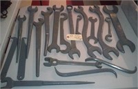 18pc huge railroad / tractor wrenches etc