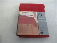Home Trends Tablecloth 52x70 Rectangular - Red