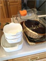 casseroles bakeware w wicker holders glass pans