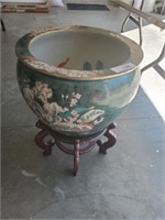 ORIENTAL FISH BOWL ON STAND
