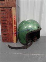 Green helmet, smaller size