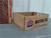 Standard Motor Oil wood box, 11.5 x 8.5 x 4" tall