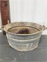 Round galvanized washtub w/ wood handles (planter)