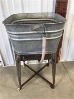 Wash tub on stand