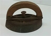 Antique Woodyatt Sad Iron Removeable Wood Handle
