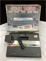 ATARI 7800 IN BOX - NO AVY