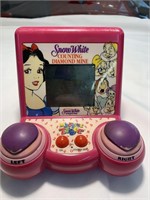 1994 TIGER ELECTRONICS "SNOW WHITE COUNTING