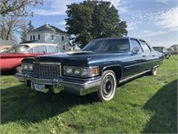 1976 Cadillac Fleetwood Brougham w/ Title