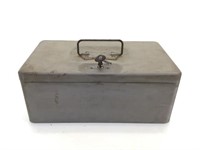 Small Cash Box w/Key -no tray