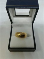 Gold coloured gold band. Size 7. Sugg ret $160