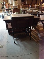 Treadle Sewing Machine w/Cabinet