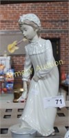 NAO BY LLADRO PORCELAIN FIGURINE