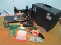 Vtg Singer 221-1 Sewing Machine w/ Accessories