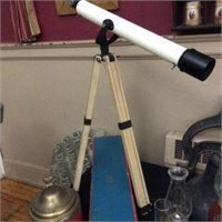 Tasco Deluxe Telescope w/ Box