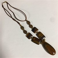 Polished Stone Bead Pendant Necklace