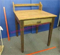 old 1-drawer desk table - (30in wide) - circa 1910