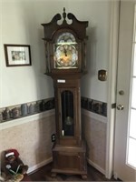 Contemporary Grandmothers Clock
