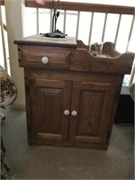 Oak Contemporary Dry Sink End Table