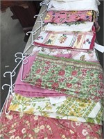 Bundle of 10 tablecloths, materials