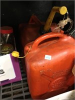 plastic gas cans