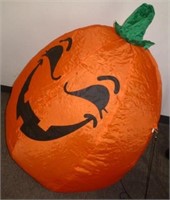 * Nice Inflatable Halloween Jack-O-Lantern