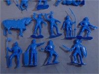 Set Of Marx Molded Plastic Toy Knights - Blue - 5