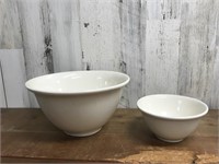 Two Metlor California USA Ceramic Bowls